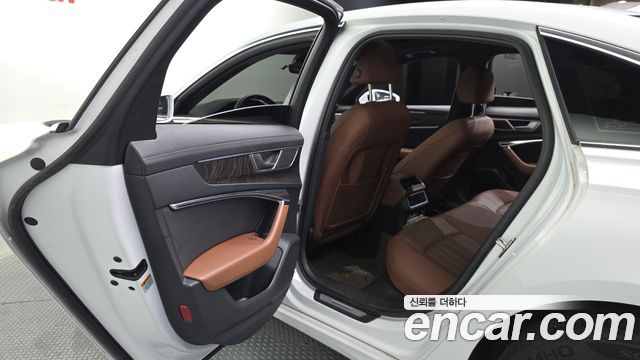 Audi A6 2023 — photo 16