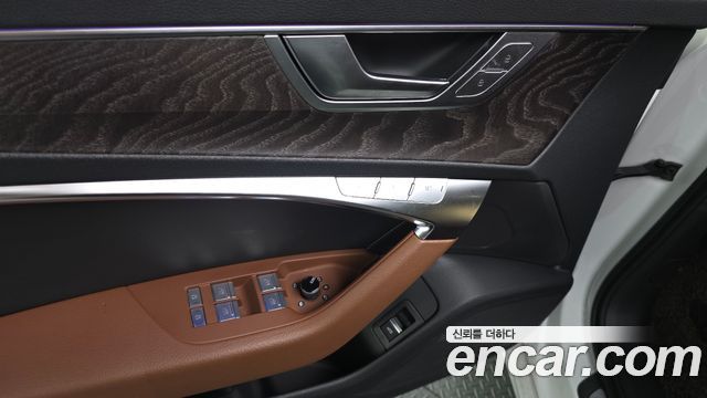 Audi A6 2023 — photo 32