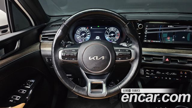 Kia K5 2023 — photo 20