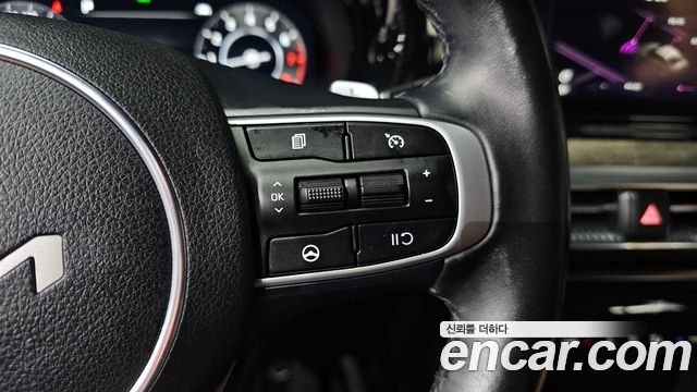 Kia K5 2023 — photo 22