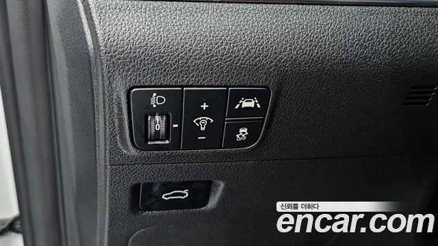 Kia K5 2023 — photo 23
