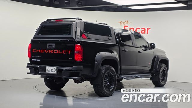 Chevrolet Korea Colorado 2022 — photo 2