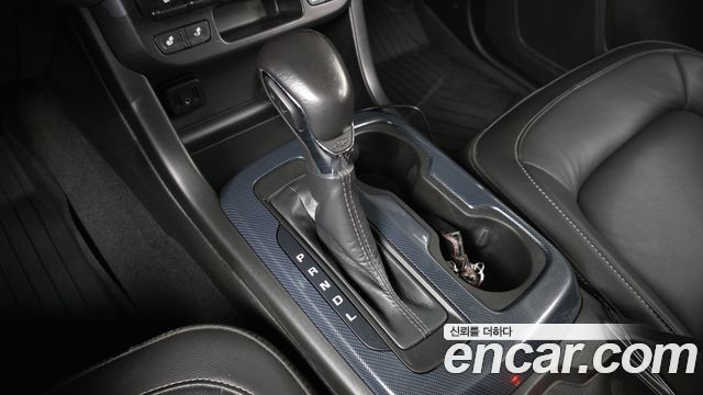 Chevrolet Korea Colorado 2022 — photo 12