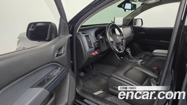 Chevrolet Korea Colorado 2022 — photo 13