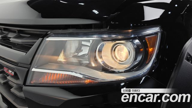 Chevrolet Korea Colorado 2022 — photo 8