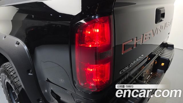 Chevrolet Korea Colorado 2022 — photo 9
