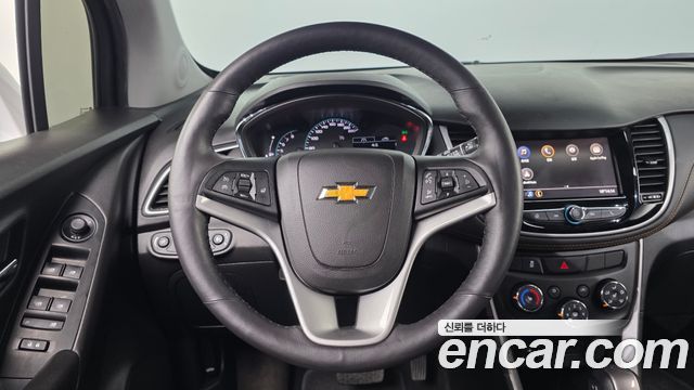 Chevrolet Korea Trax 2021 — photo 13