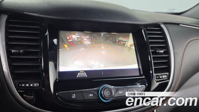Chevrolet Korea Trax 2021 — photo 14