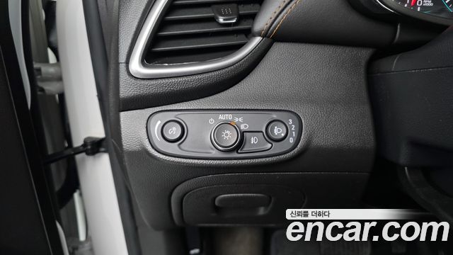 Chevrolet Korea Trax 2021 — photo 19