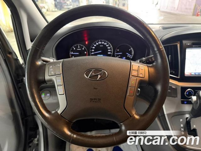 Hyundai Starex 2018 — photo 7