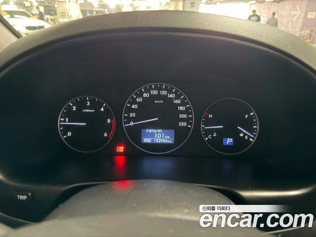Hyundai Starex 2018 — photo 8