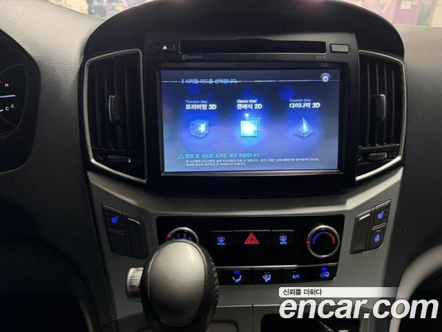 Hyundai Starex 2018 — photo 9