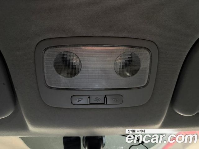 Hyundai Starex 2018 — photo 12