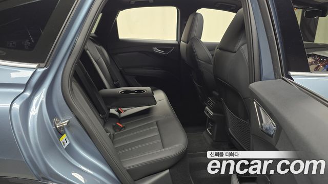 Audi Q4 e-tron 2026 — photo 17