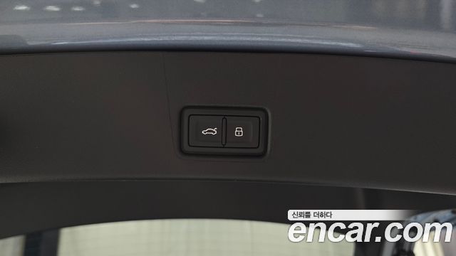 Audi Q4 e-tron 2026 — photo 30
