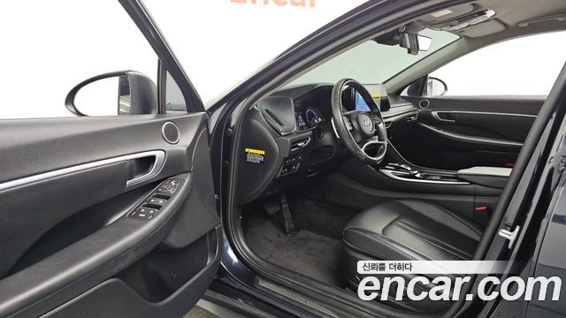 Hyundai Sonata 2020 — photo 13
