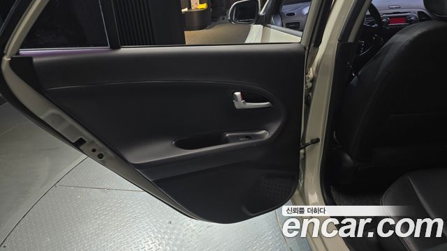 Kia morning 2015 — photo 15