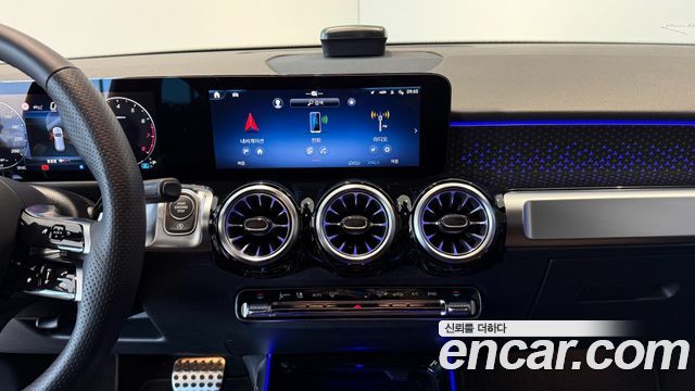 Mercedes-Benz GLB-Class 2026 — photo 19