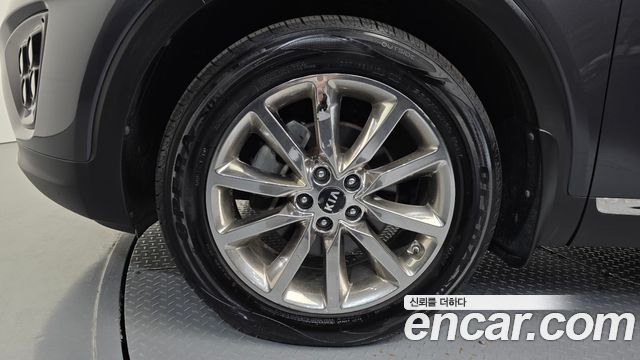 Kia Sorento 2017 — photo 5