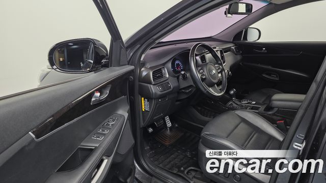 Kia Sorento 2017 — photo 13