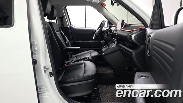 Hyundai Casper 2023 — photo 16