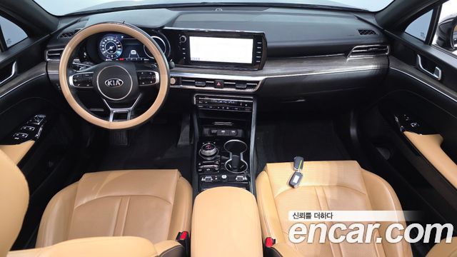 Kia K5 2021 — photo 10