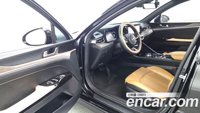 Kia K5 2021 — photo 13