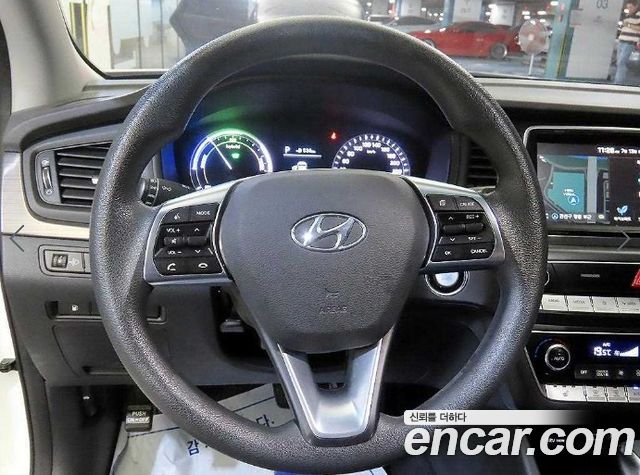 Hyundai Sonata 2018 — photo 8