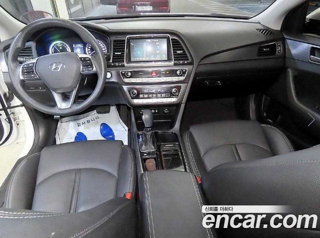 Hyundai Sonata 2018 — photo 10