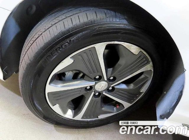 Hyundai Sonata 2018 — photo 20