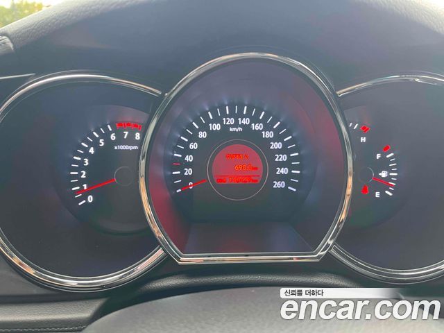 Kia K5 2013 — photo 7