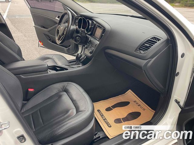 Kia K5 2013 — photo 12