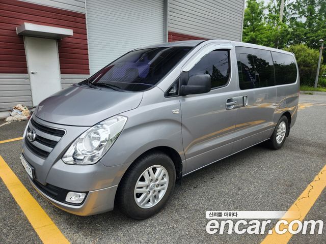 Hyundai Starex 2018 — photo 2