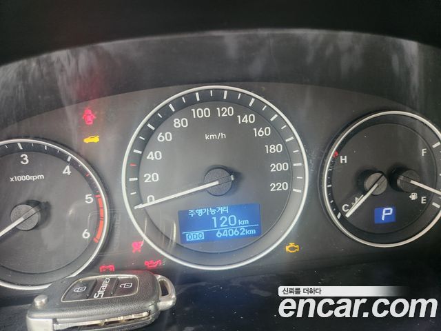 Hyundai Starex 2018 — photo 8