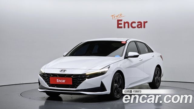 Hyundai AVANTE 2023 — photo 1