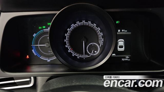 Hyundai AVANTE 2023 — photo 11