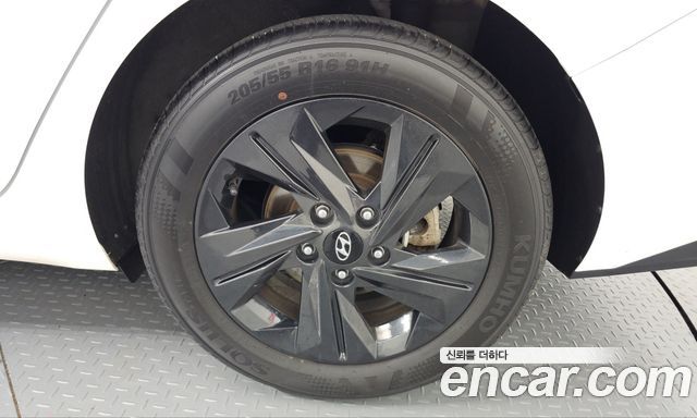 Hyundai AVANTE 2023 — photo 7