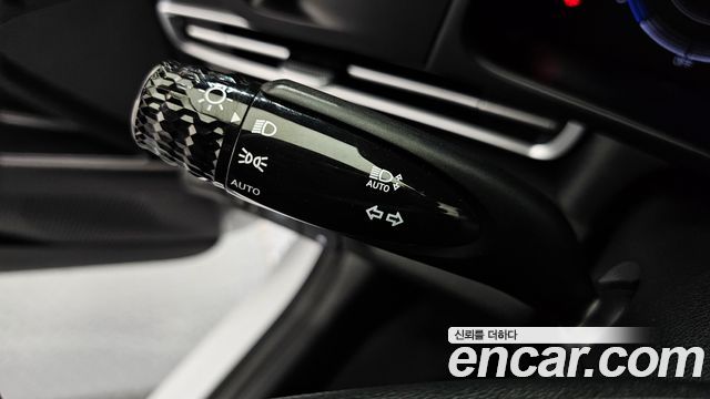 Hyundai AVANTE 2023 — photo 28