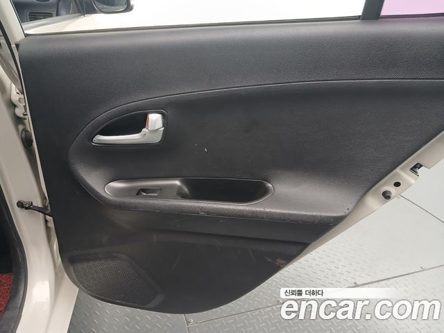 Kia morning 2015 — photo 14