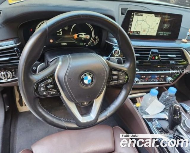 BMW 5-Series 2017 — photo 7