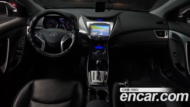 Hyundai AVANTE 2013 — photo 7