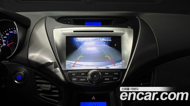 Hyundai AVANTE 2013 — photo 15