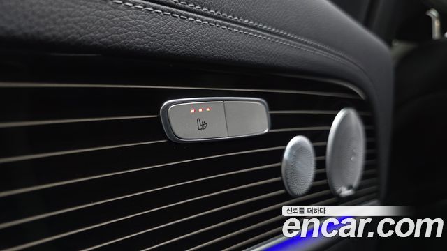 Mercedes-Benz E-Class 2017 — photo 32