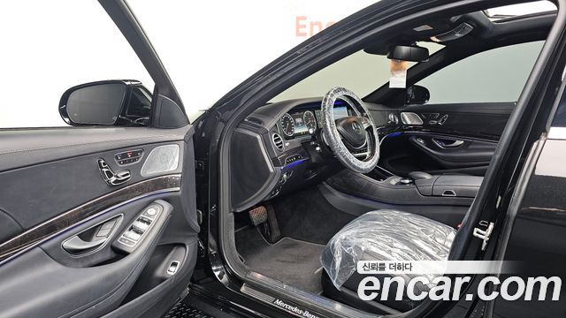 Mercedes-Benz S-Class 2017 — photo 10