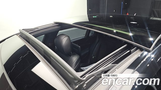 Mercedes-Benz S-Class 2017 — photo 18