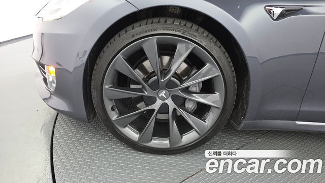 Tesla Model S 2020 — photo 5