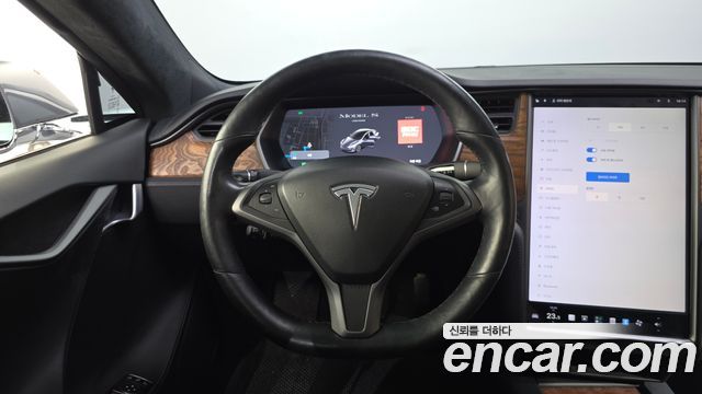 Tesla Model S 2020 — photo 19