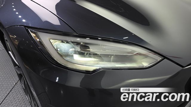 Tesla Model S 2020 — photo 8