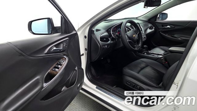 Chevrolet Korea Malibu 2017 — photo 11