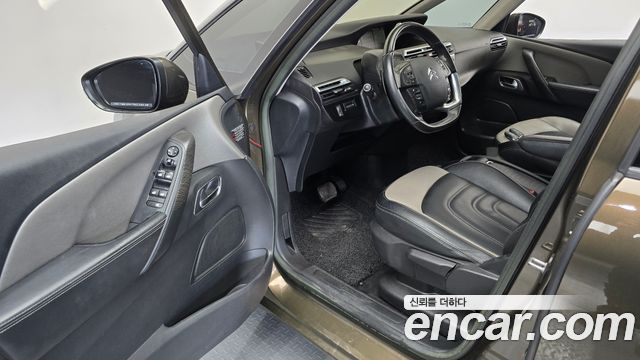 Citroën / DS C4 Picasso 2015 — photo 10